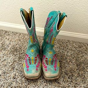 Girls CORRAL G1052 distressed teal/turquoise leather embroidered butterflies 12